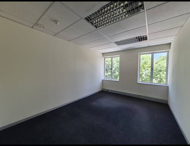 565M² OFFICE TO LET IN SANDTON CENTRAL